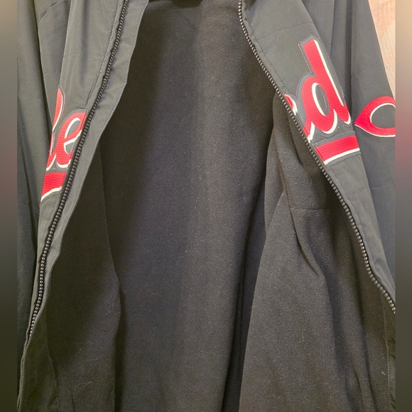 On-Field Cincinnati Reds Jacket - Picture 13 of 13